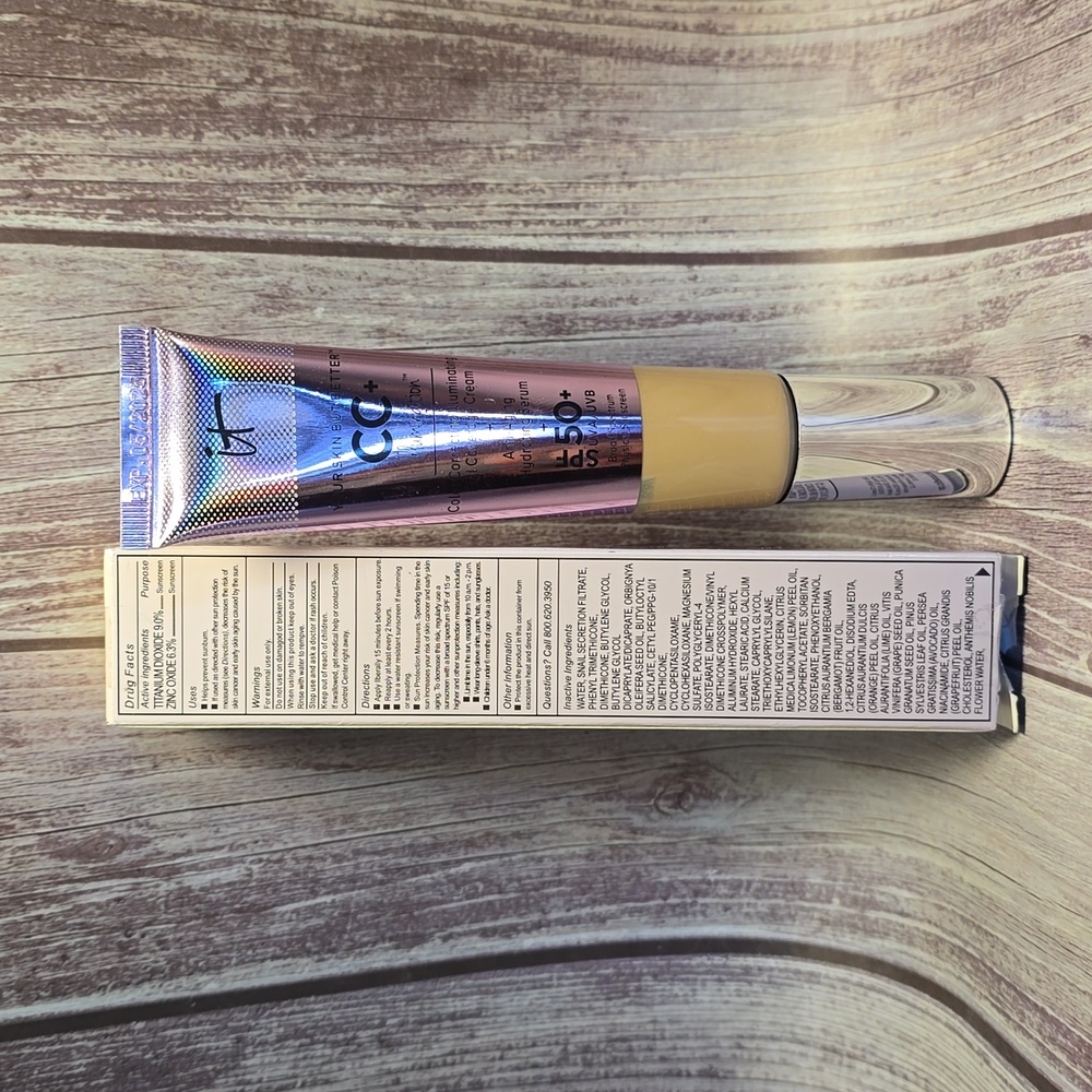 It CC+ Illumination SPF 50+ Light Exp 5/25 NIB 32ml** - Picture 1 of 3